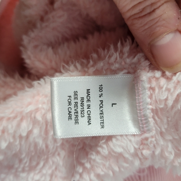 Womens Jaclyn Intimates pink furry top with furry Heart size Large - Picture 9 of 10